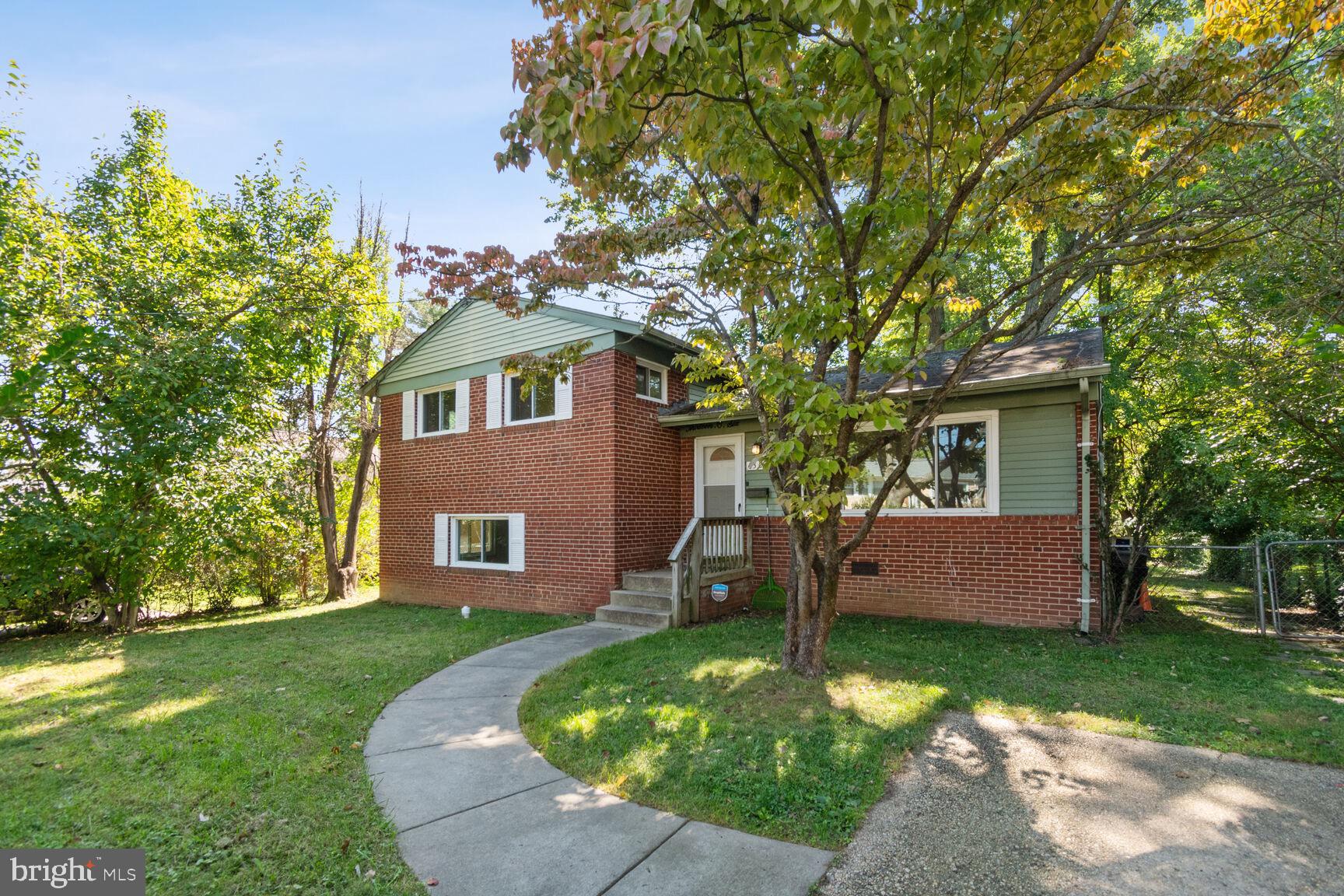 1306 CADDINGTON AVENUE