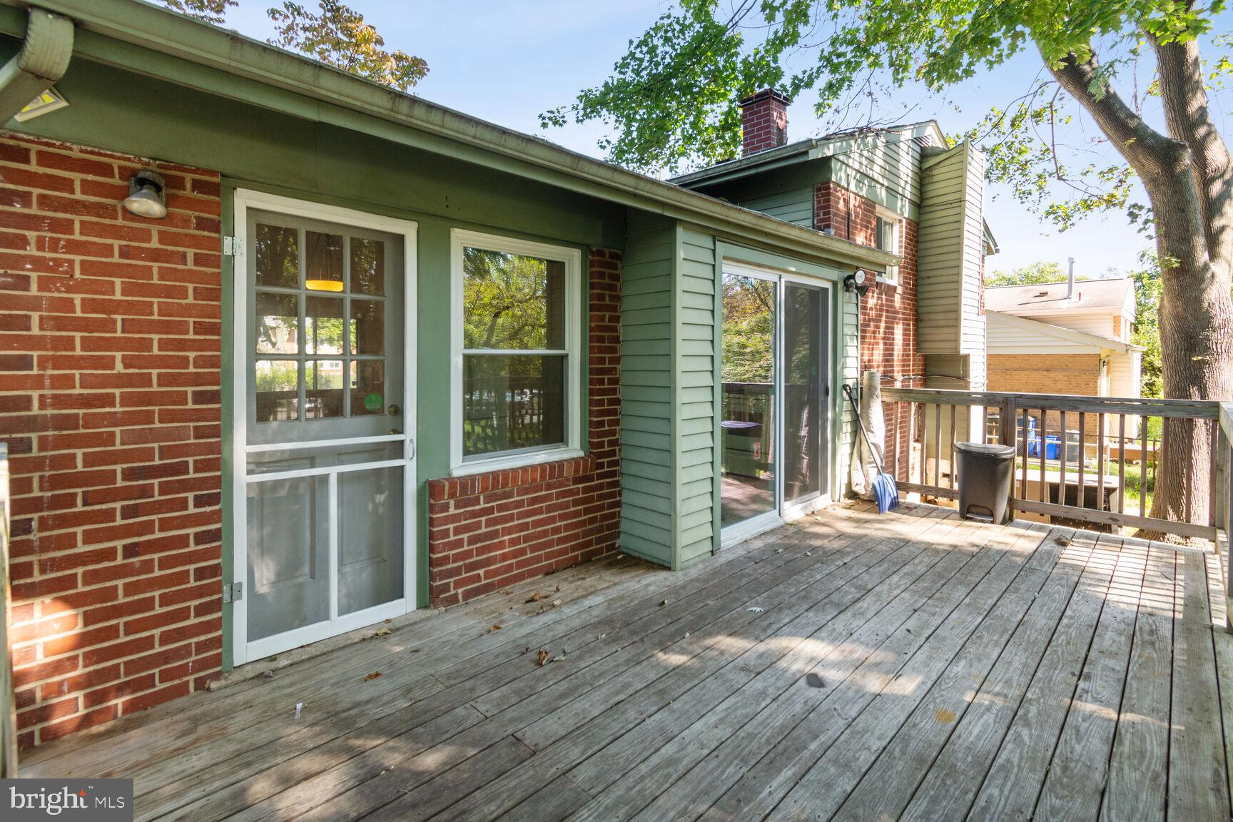 1306 CADDINGTON AVENUE