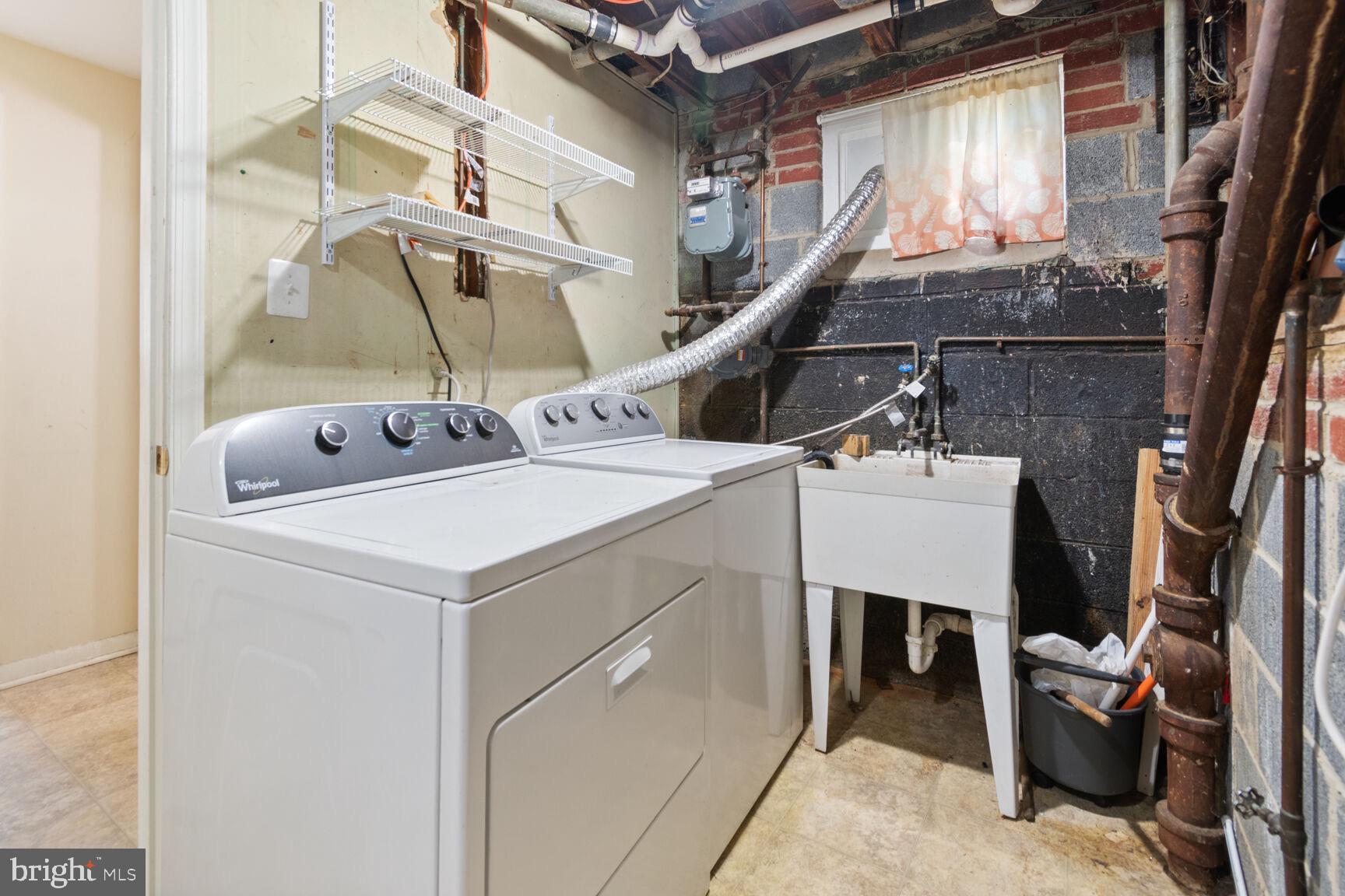 1306 CADDINGTON AVENUE