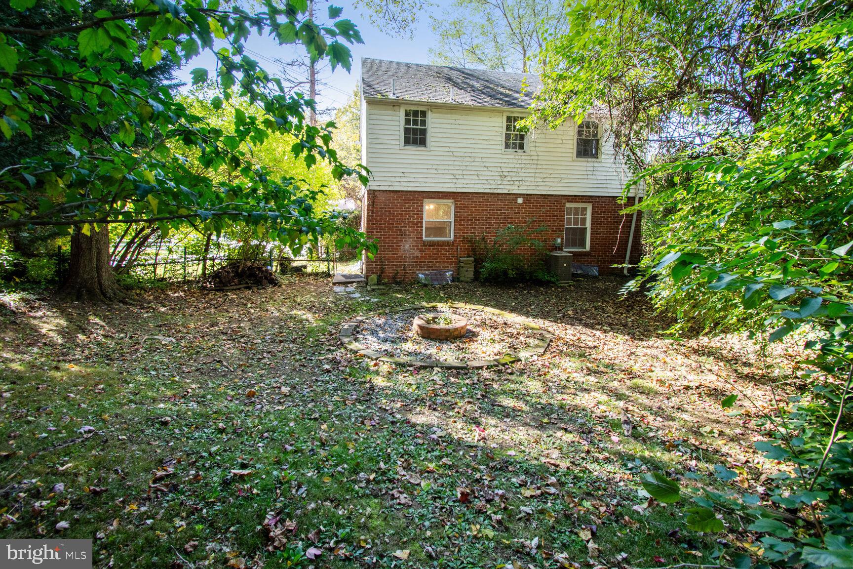 10007 Gardiner AVENUE