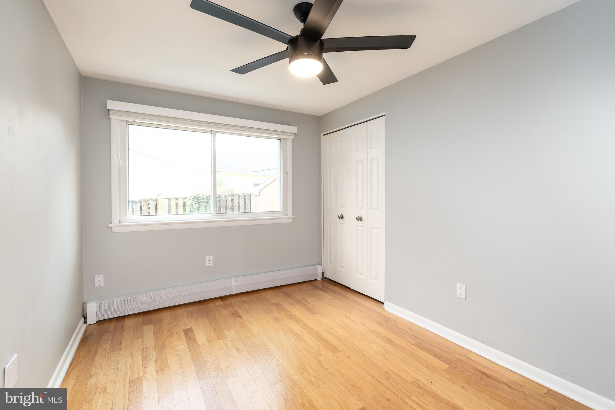 9712 Nassau LANE