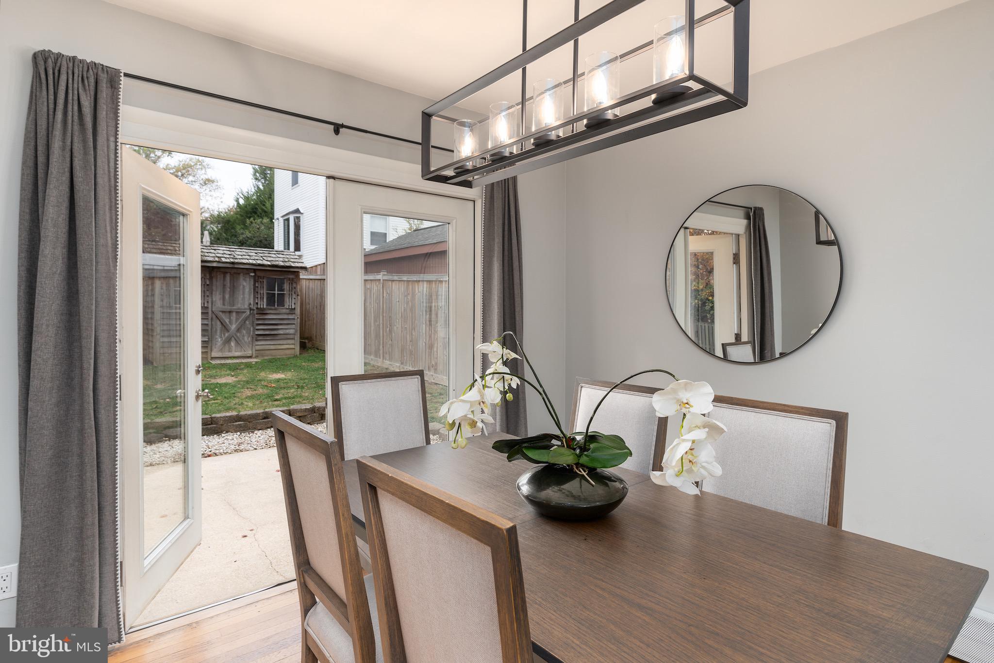 9712 Nassau LANE