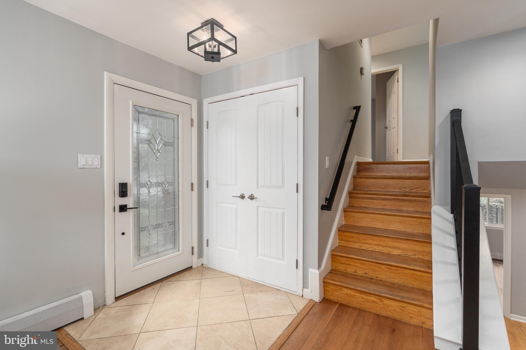 9712 Nassau LANE