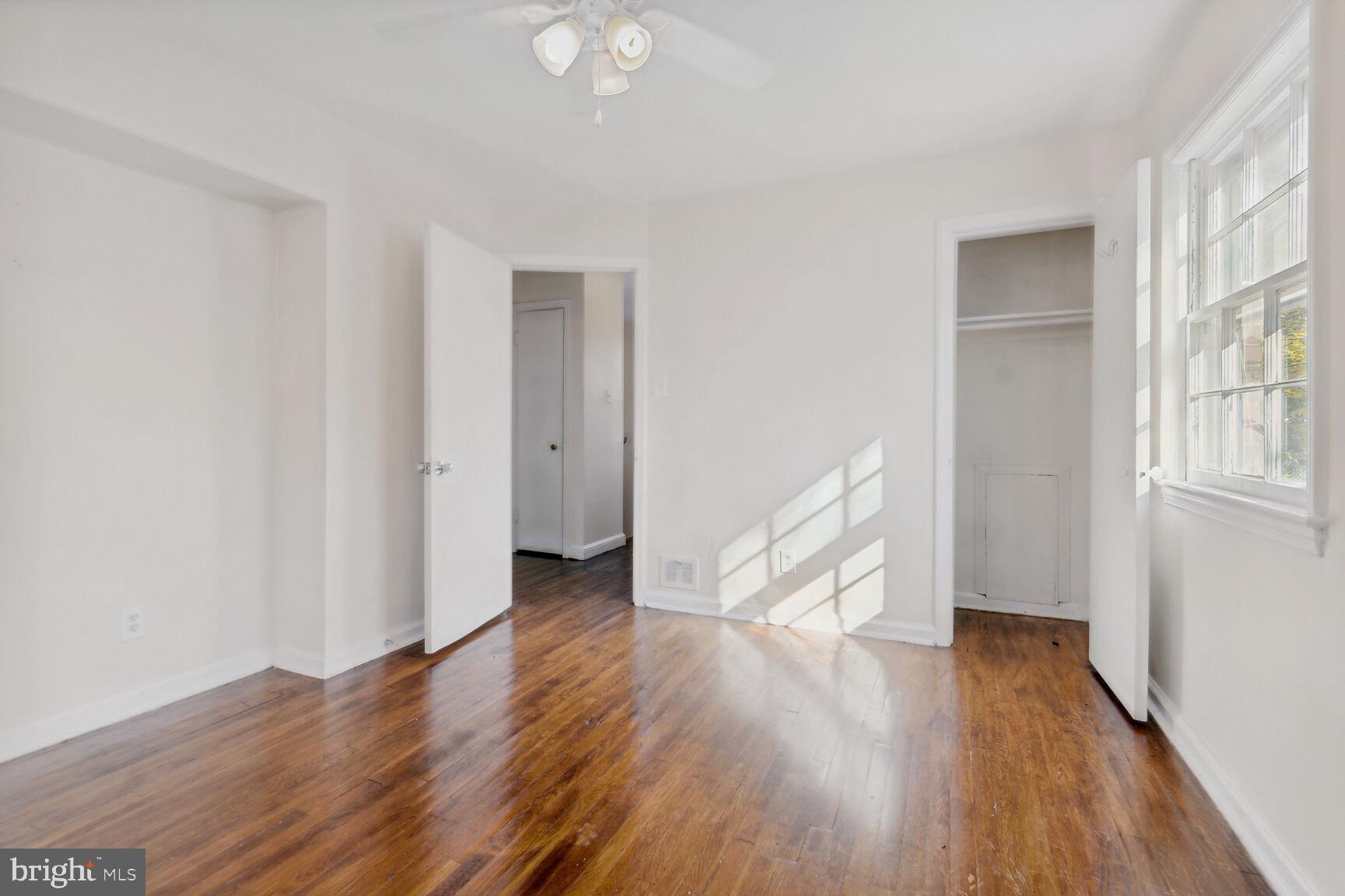 11703 Broadview ROAD