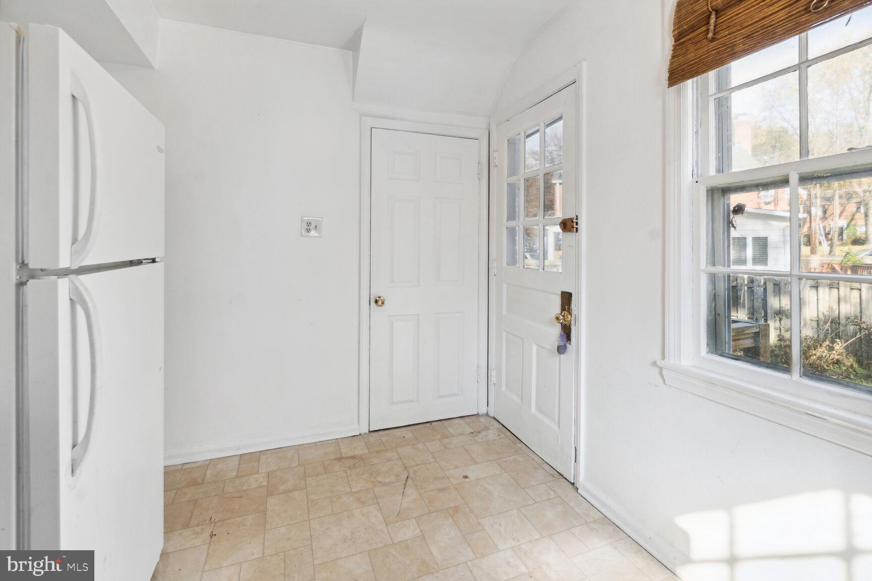 11703 Broadview ROAD