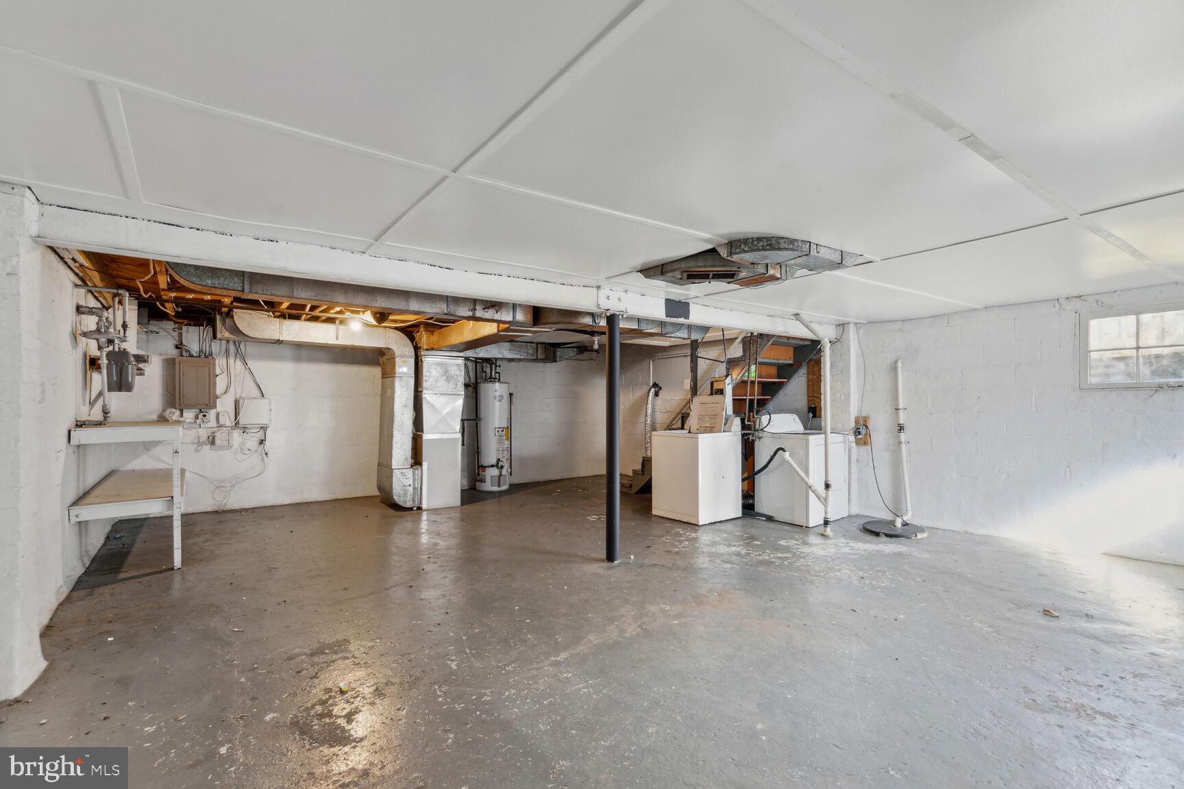 11703 Broadview ROAD