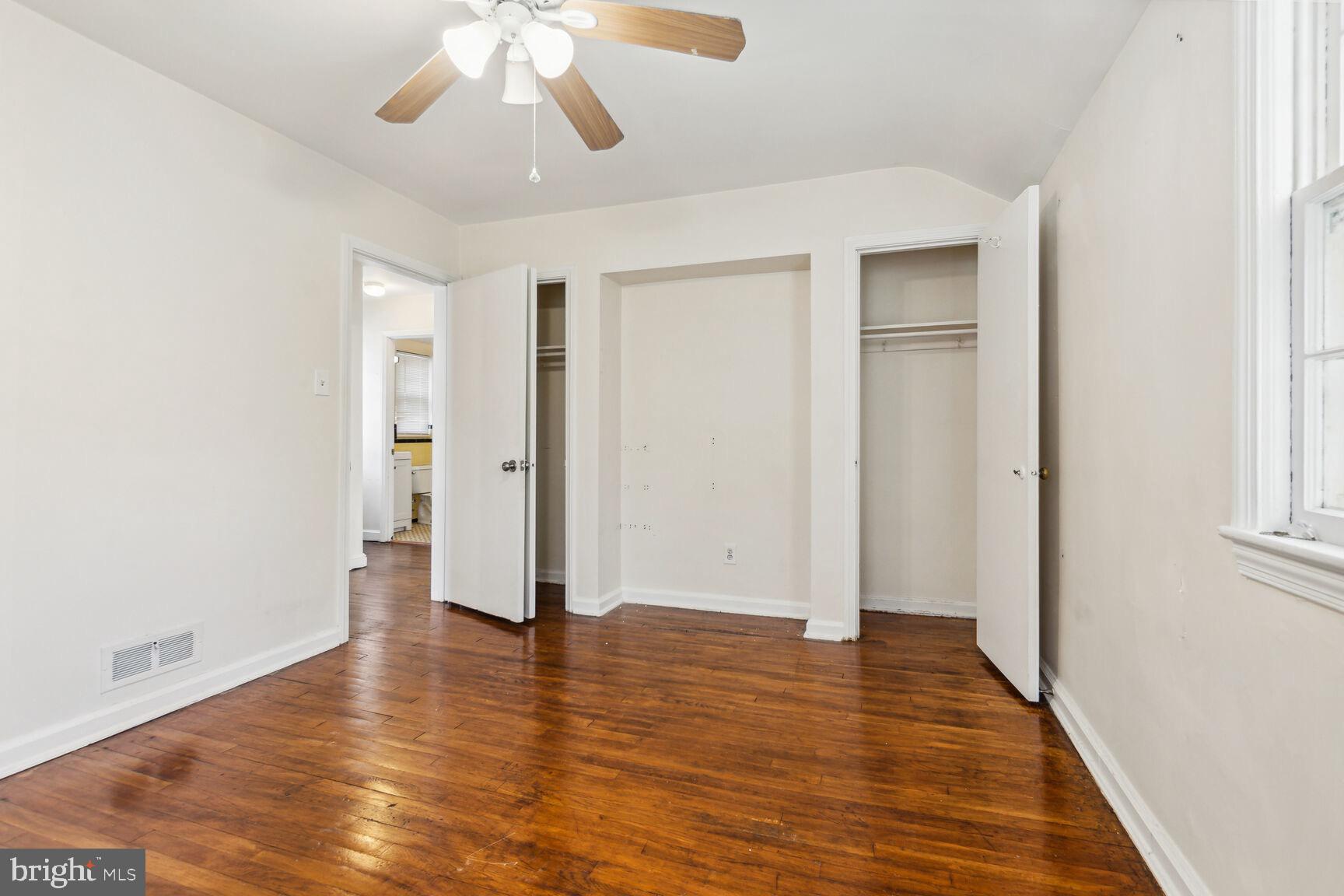 11703 Broadview ROAD