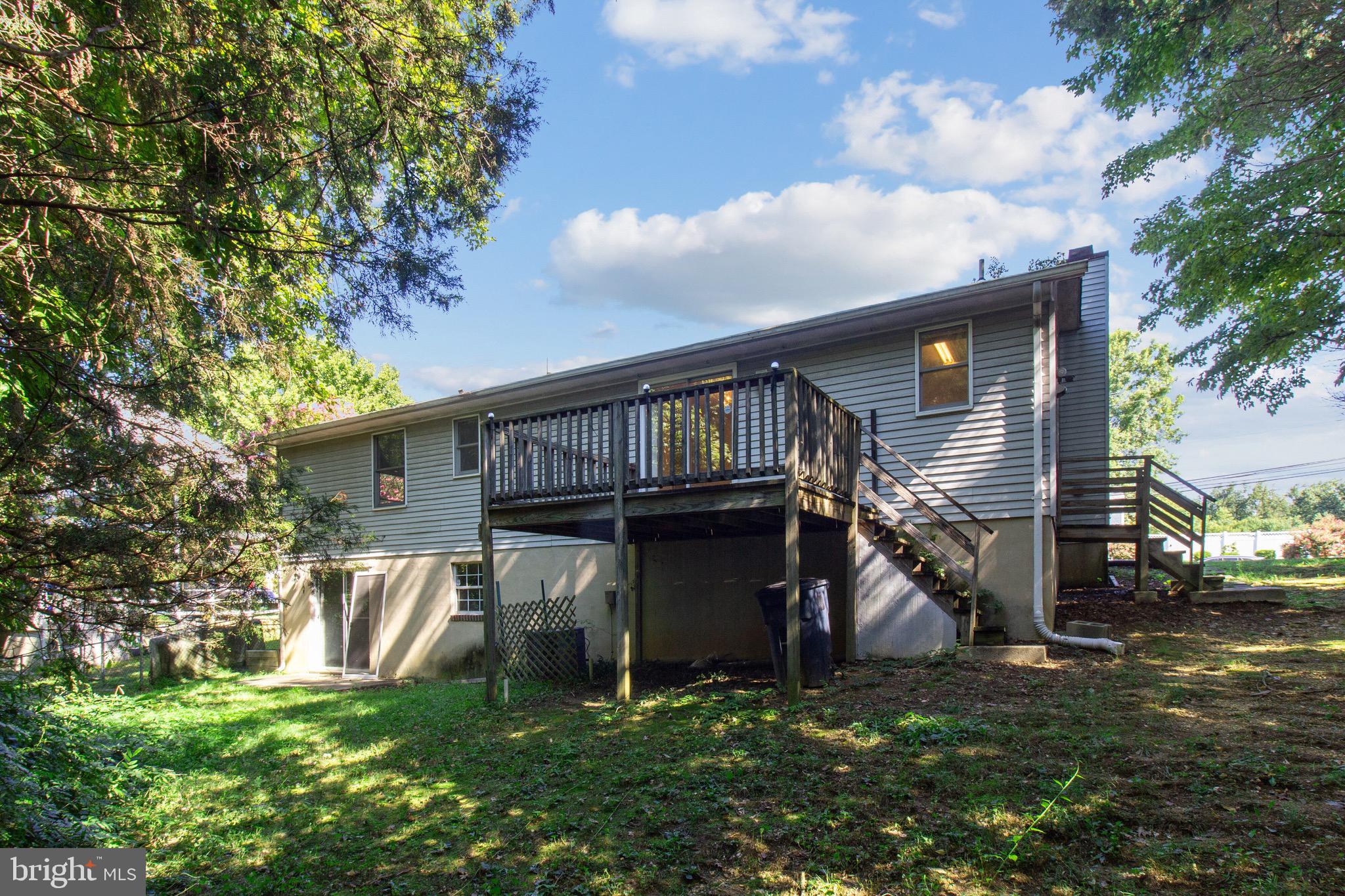 7609 BROOKLYN BRIDGE ROAD