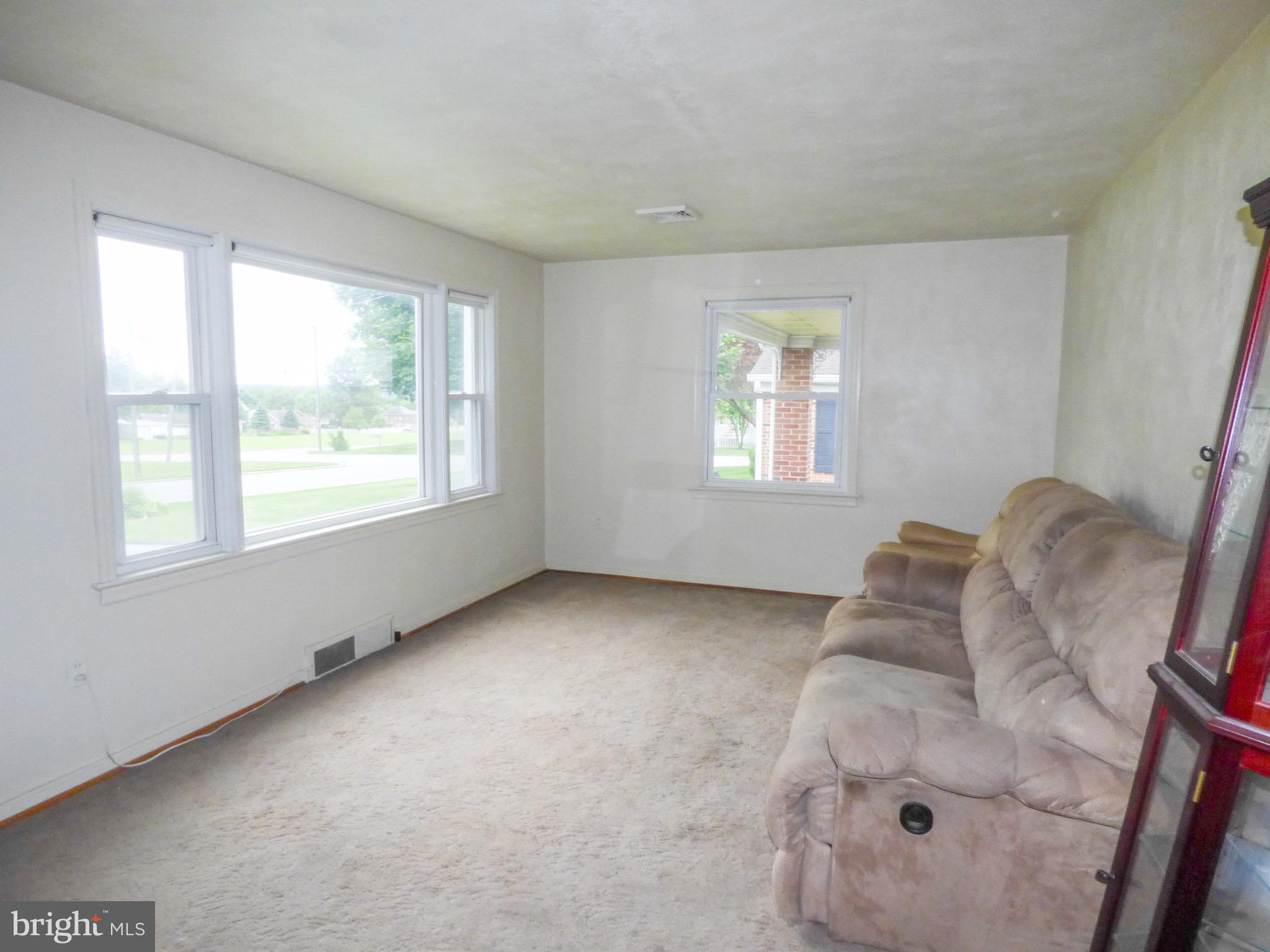 2308 PLEASANT VIEW DRIVE