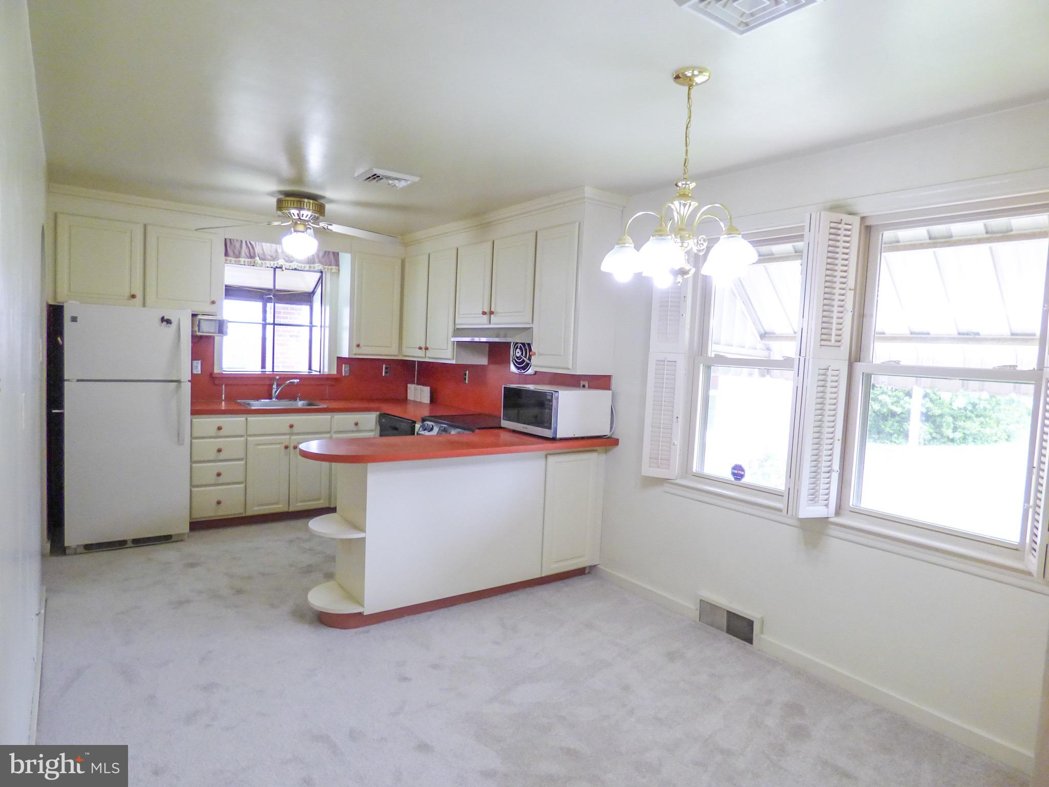 2308 PLEASANT VIEW DRIVE