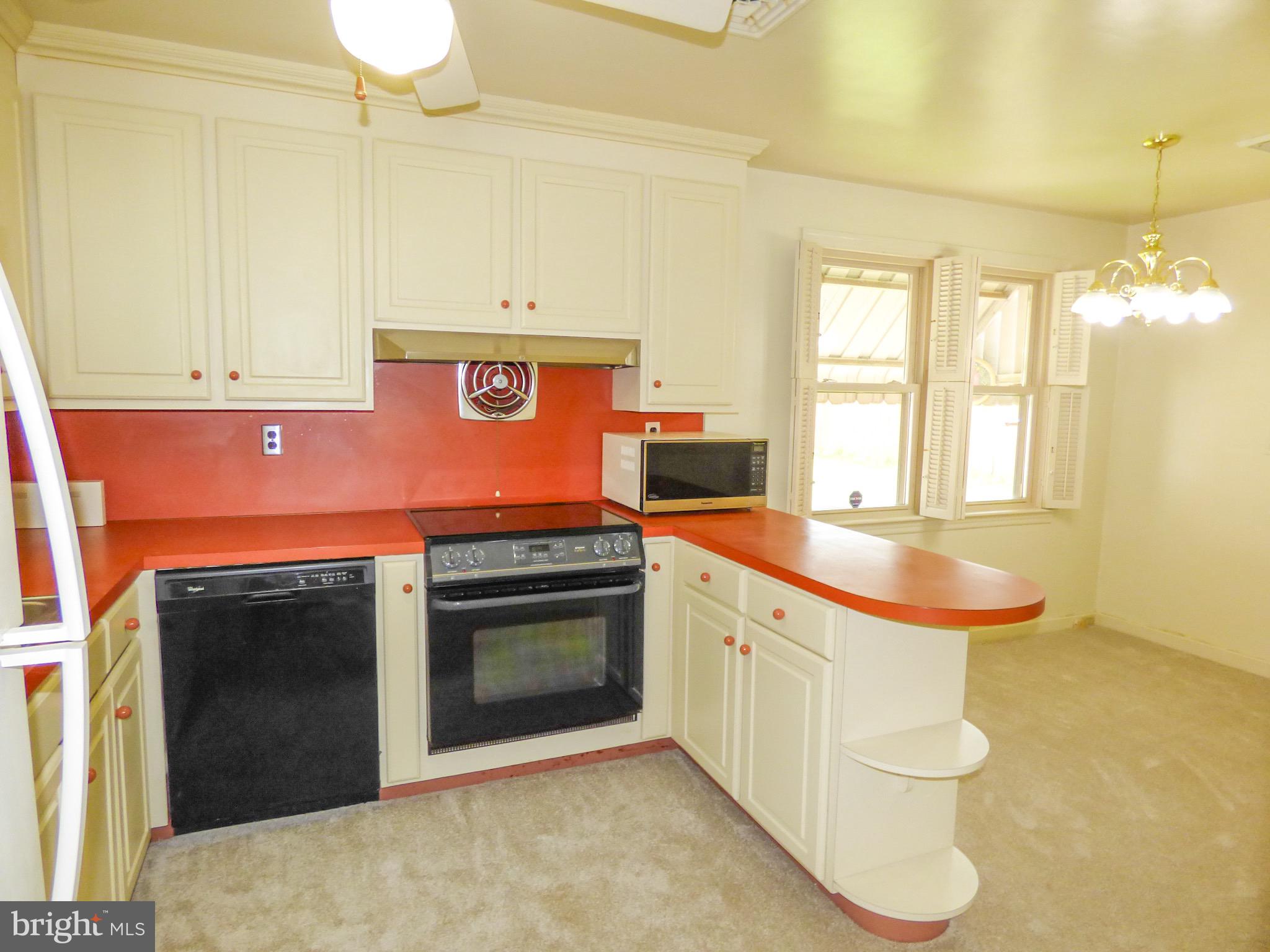 2308 PLEASANT VIEW DRIVE