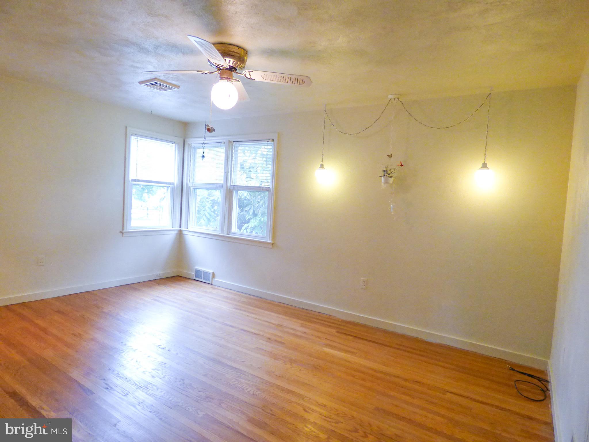 2308 PLEASANT VIEW DRIVE