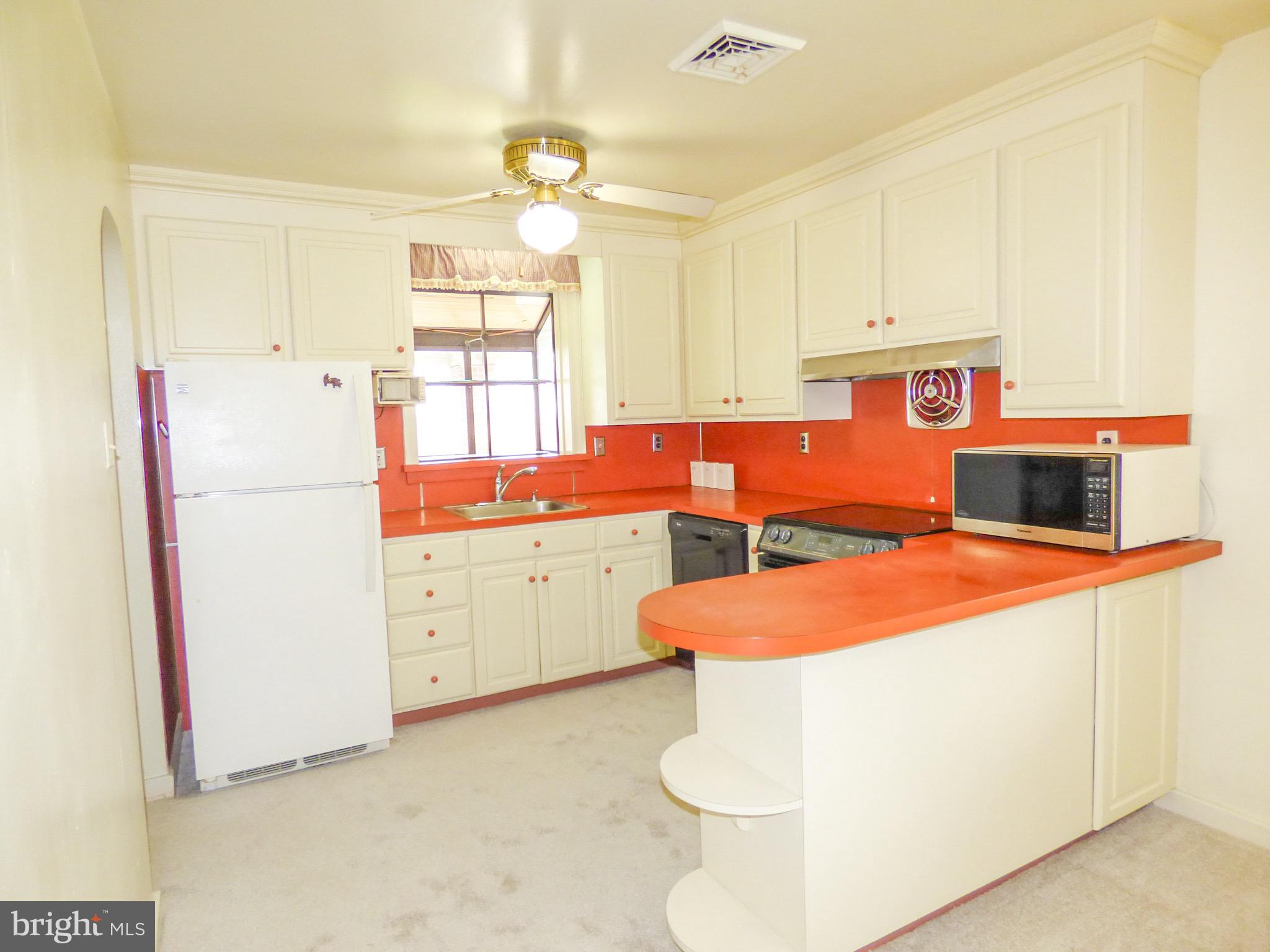 2308 PLEASANT VIEW DRIVE