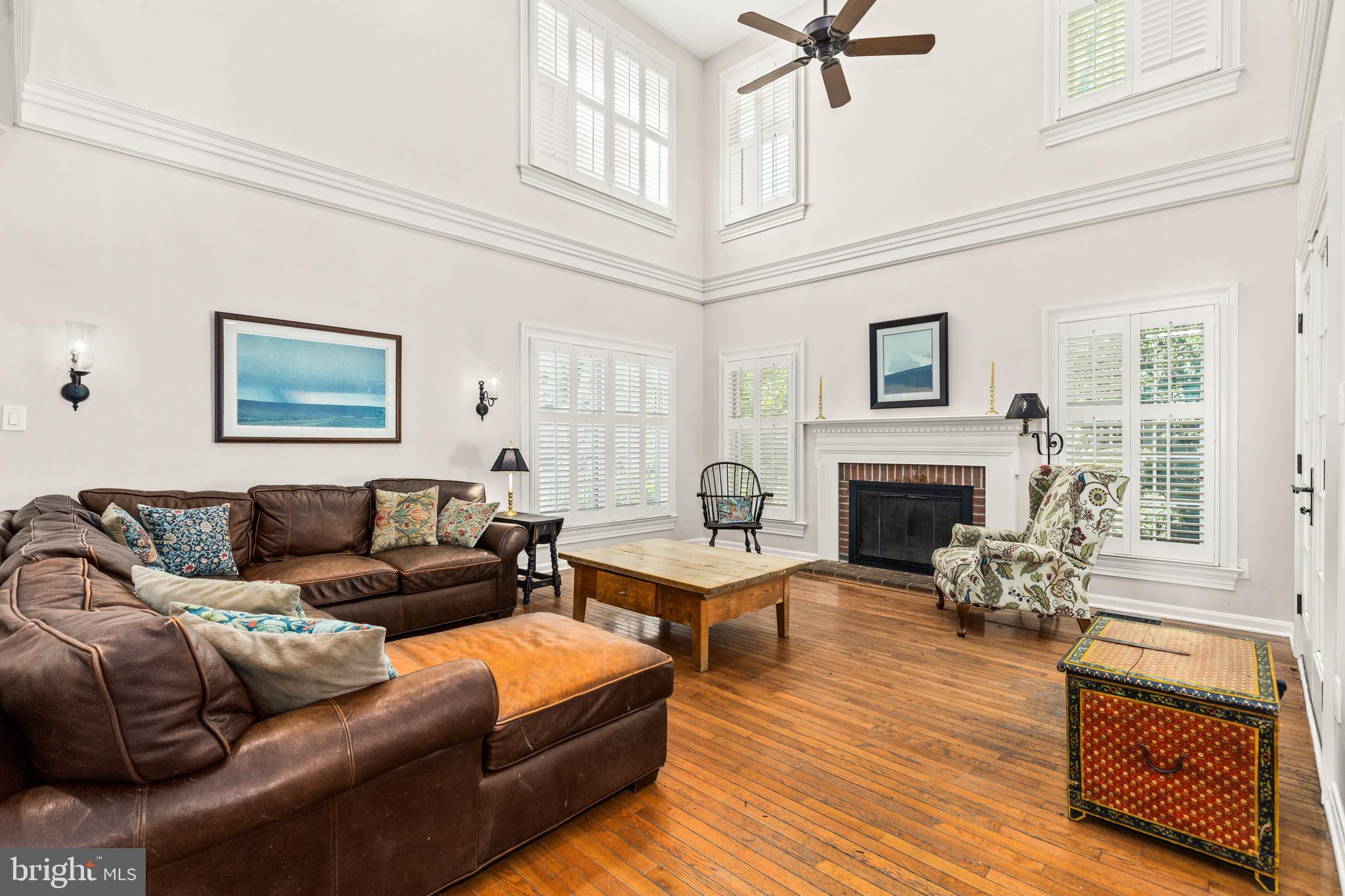 1263 DARTMOUTH COURT