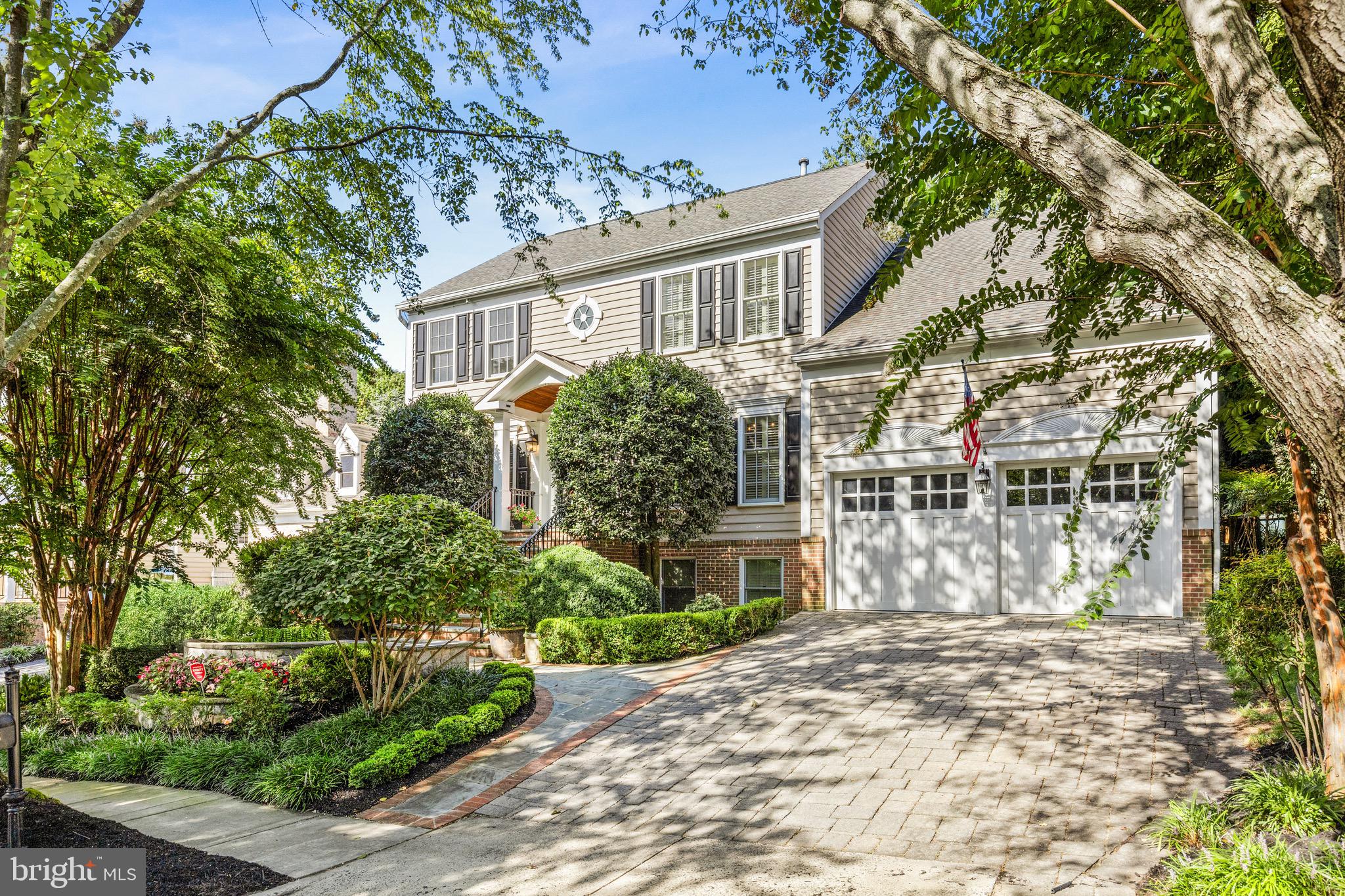 1263 DARTMOUTH COURT
