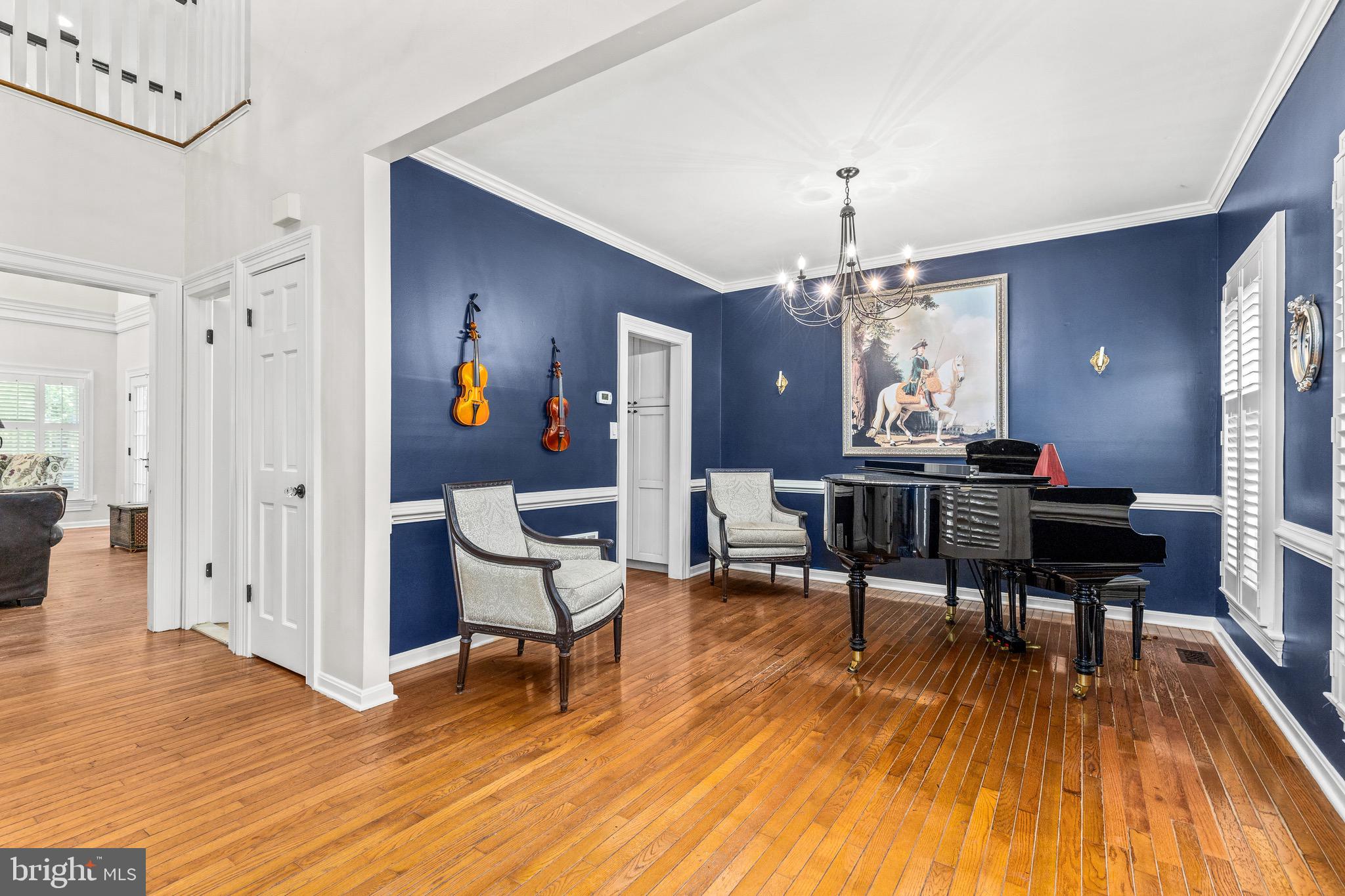 1263 DARTMOUTH COURT
