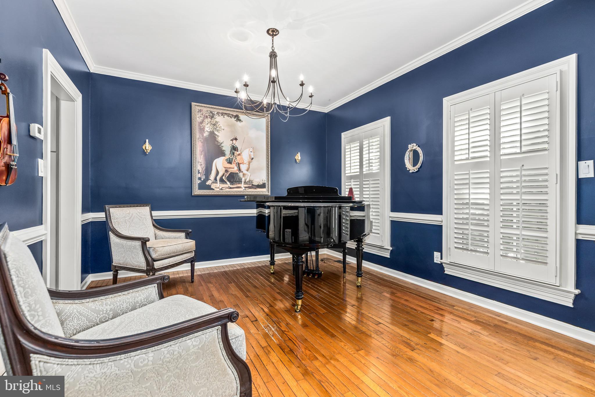 1263 DARTMOUTH COURT