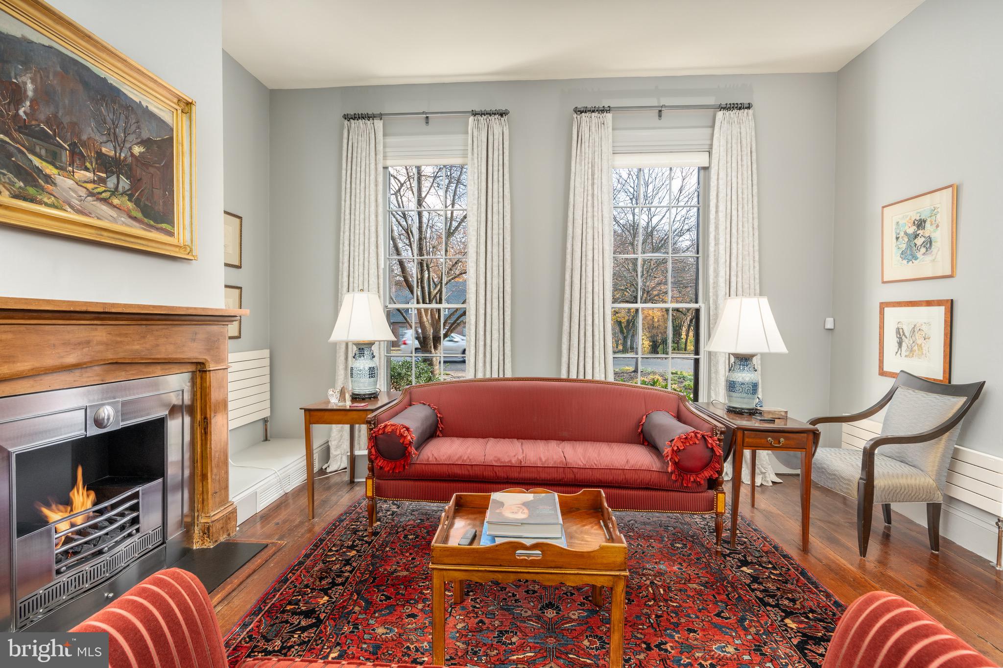 616 FORT WILLIAMS PARKWAY