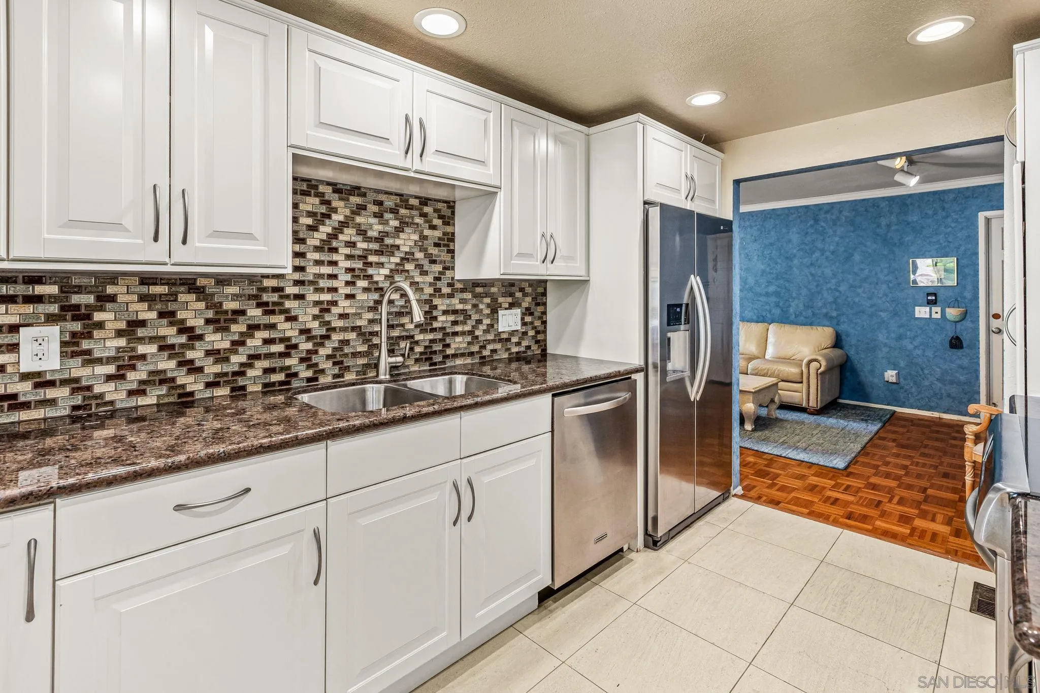 119 Spinnaker Ct