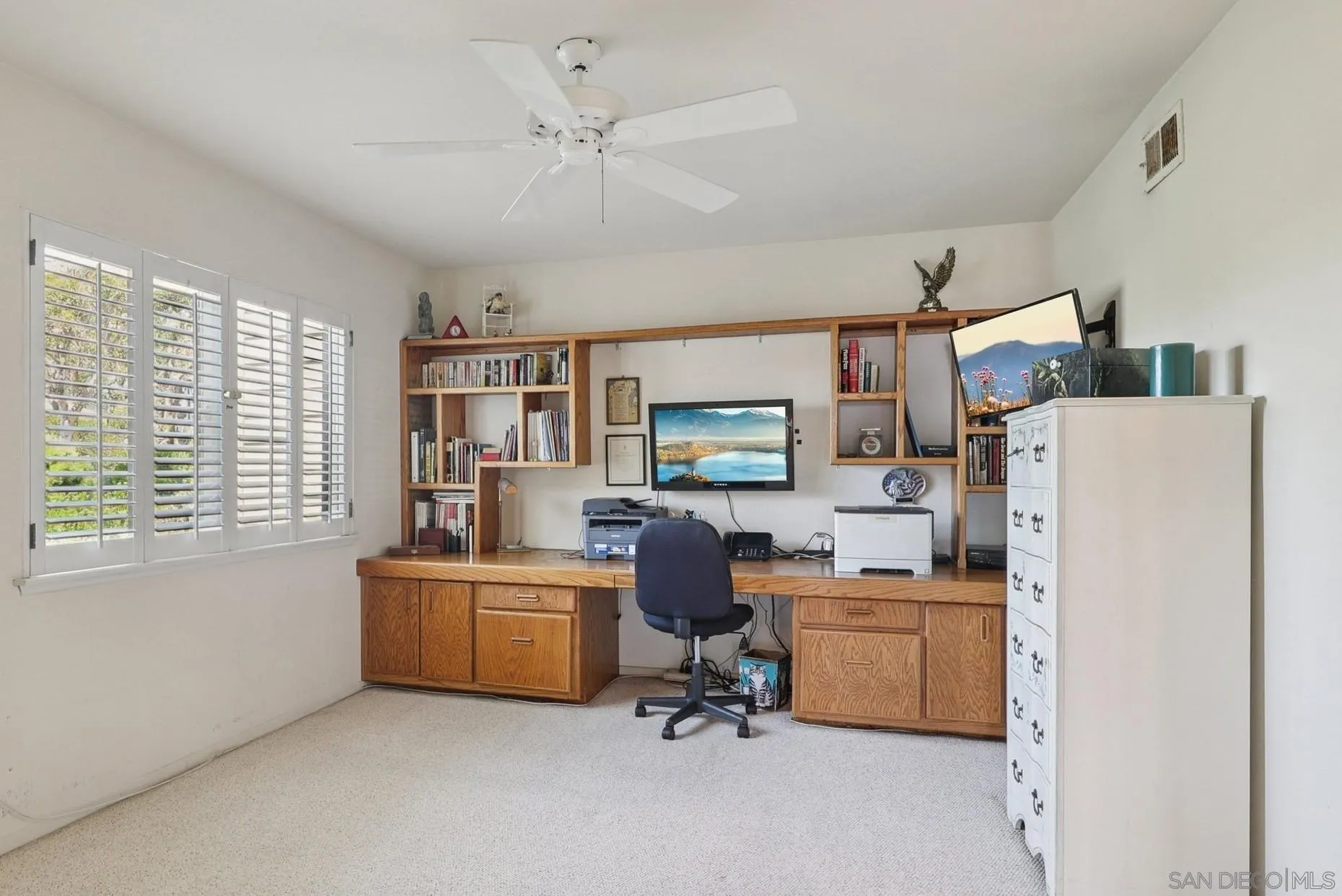 119 Spinnaker Ct