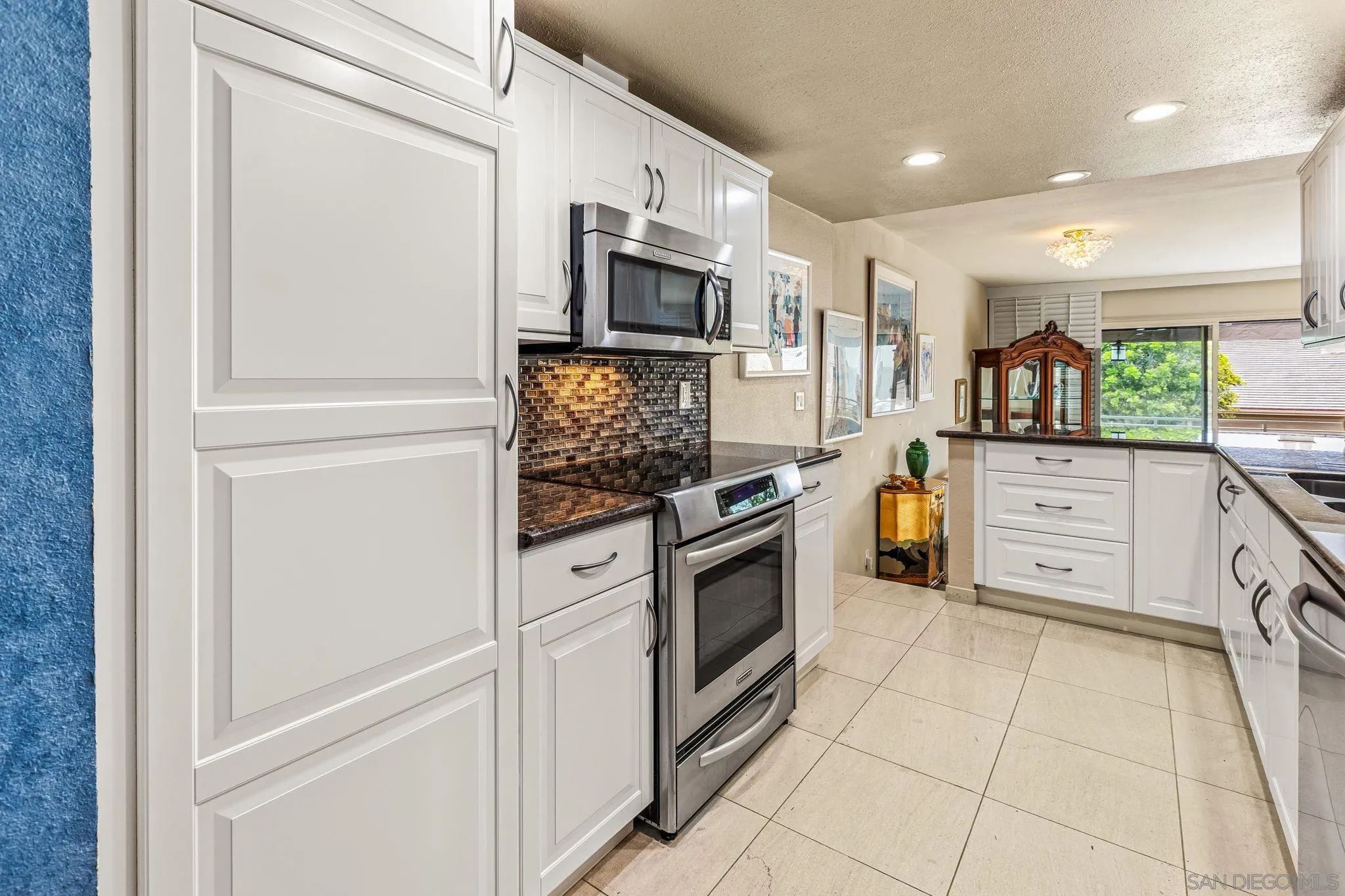 119 Spinnaker Ct