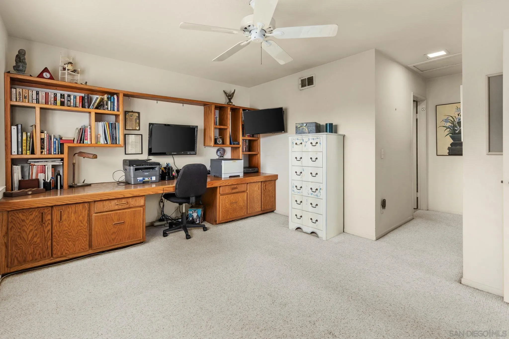 119 Spinnaker Ct