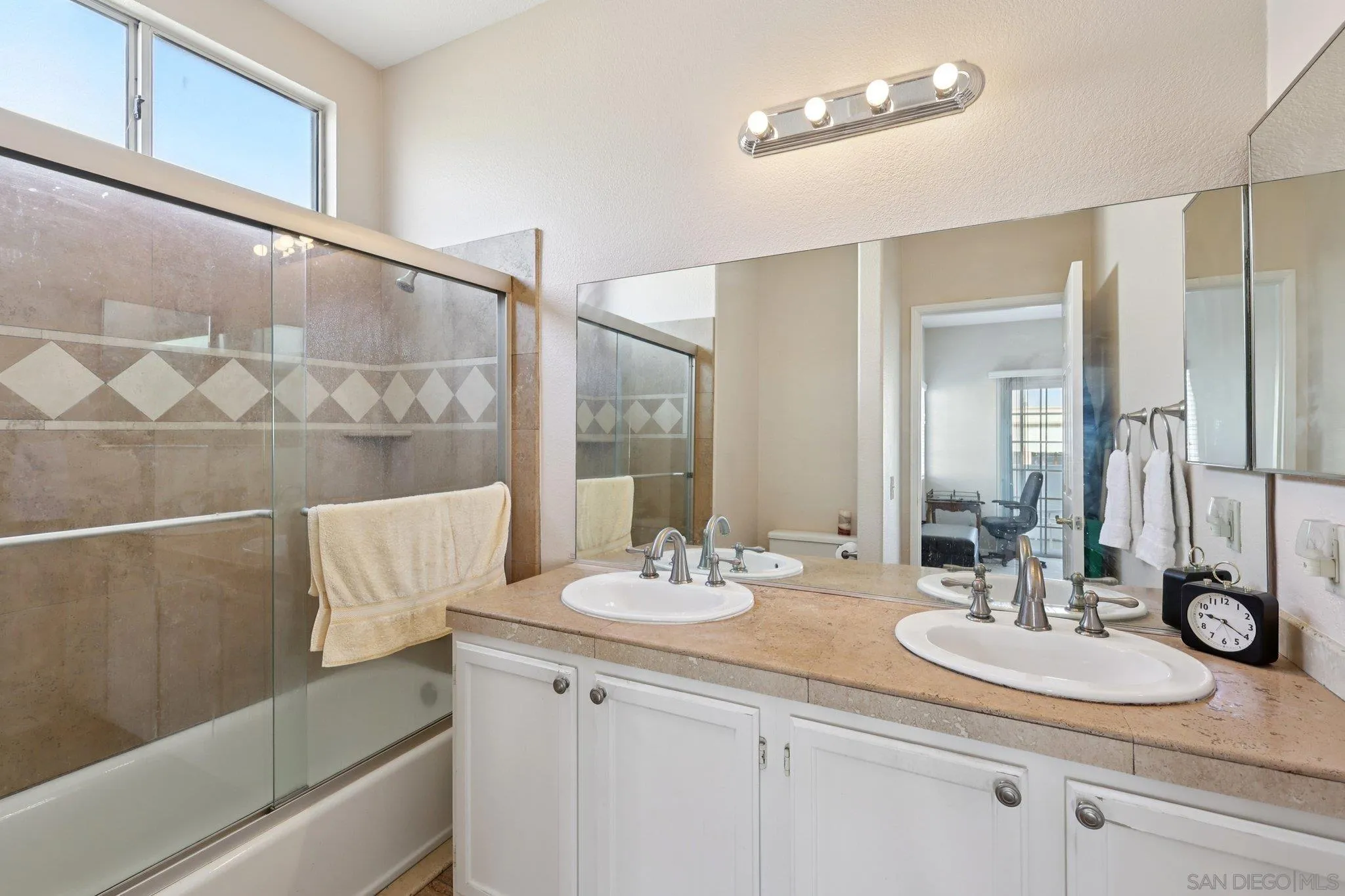428 W San Marcos Blvd Unit: 162
