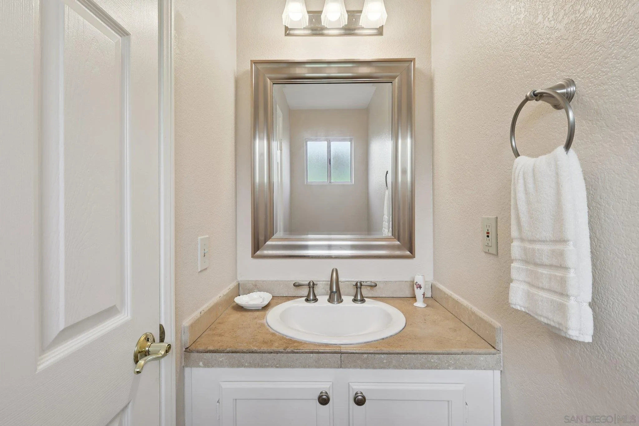 428 W San Marcos Blvd Unit: 162