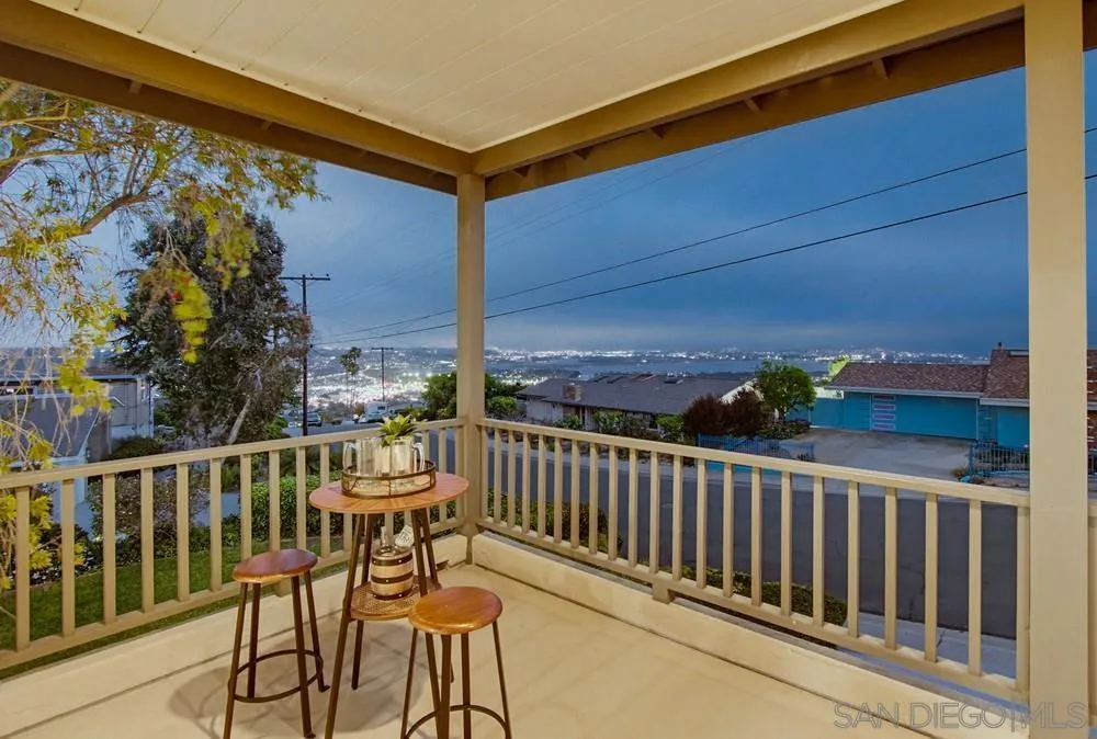5145 San Aquario Dr