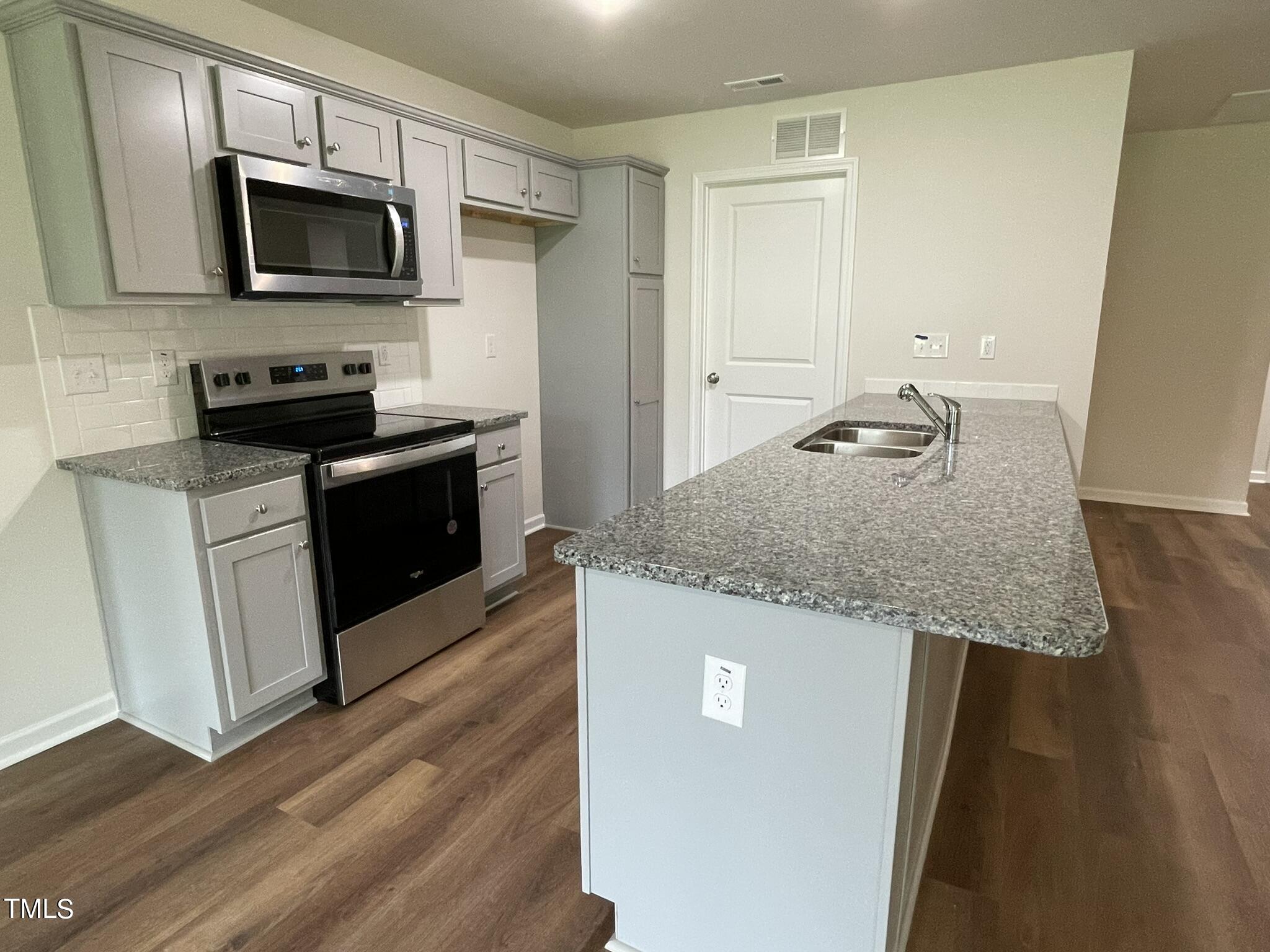 288 Lotus Avenue