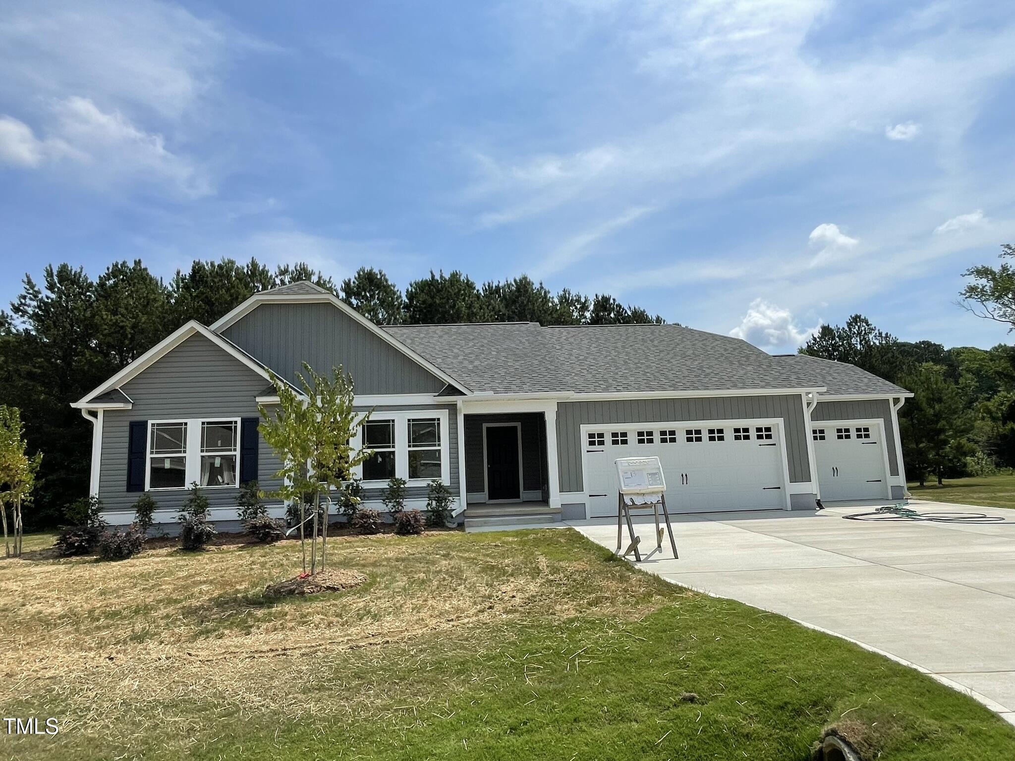 290 Eason Creek Way