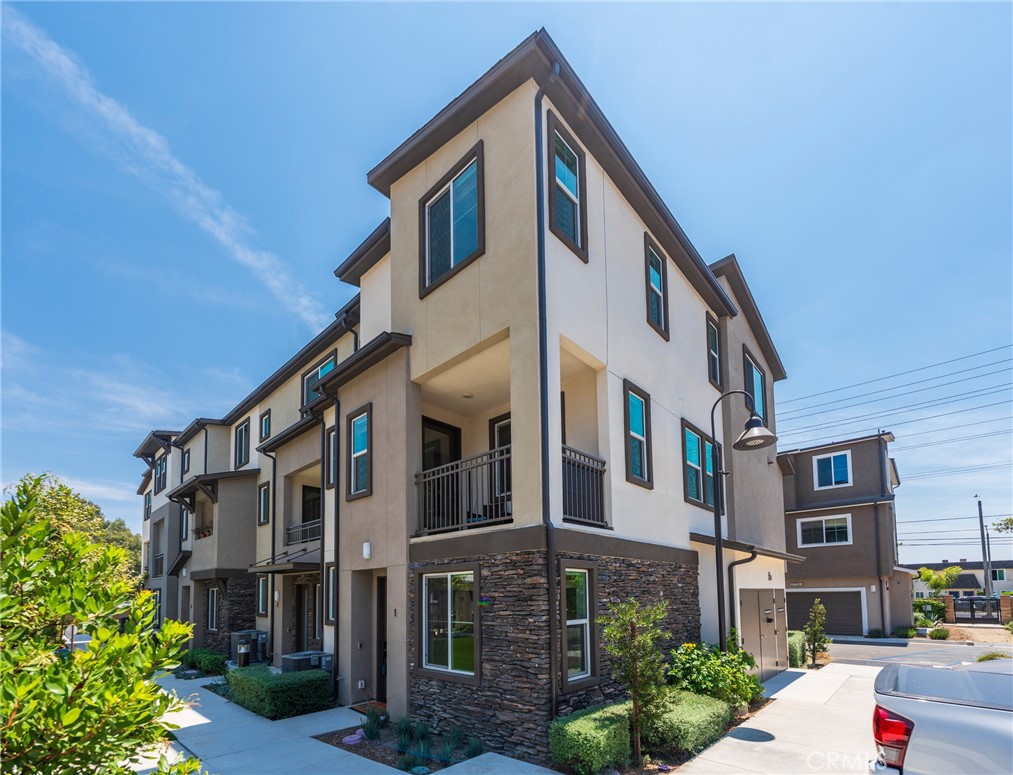 11751 Florence Avenue 1