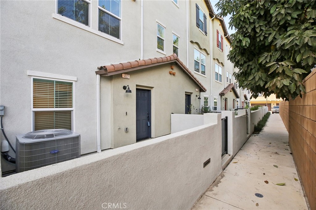 1227 Bonnet Way
