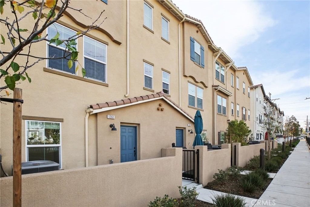 1261 Bonnet Way