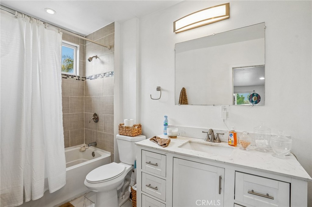 8014 Clarinda
