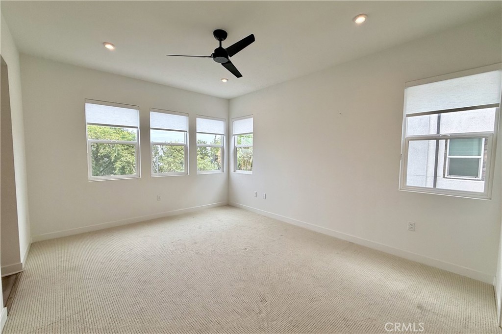1130 S Urbana
