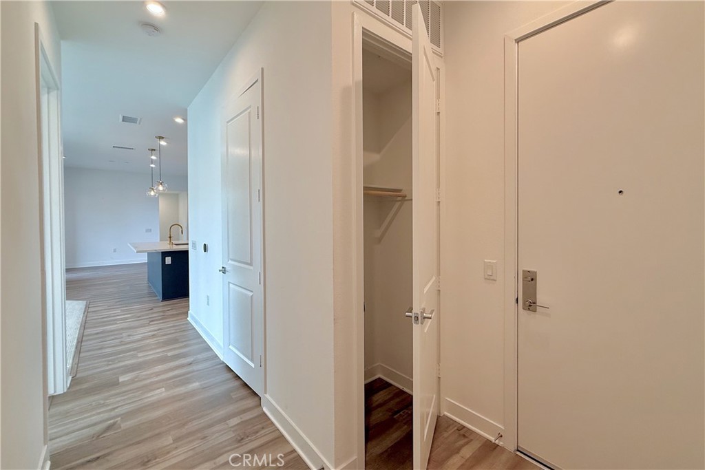 1130 S Urbana