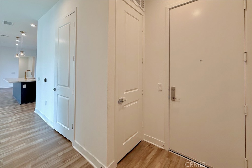 1130 S Urbana