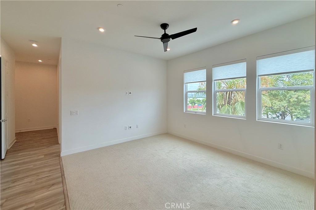 1130 S Urbana