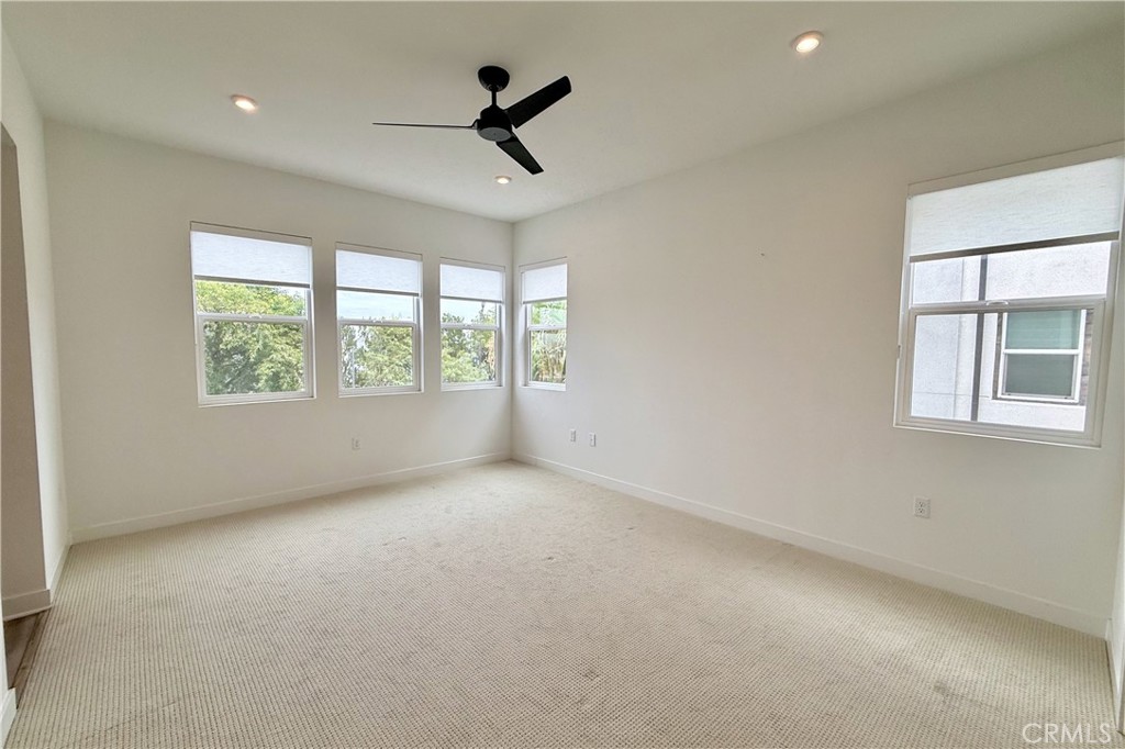 1130 S Urbana