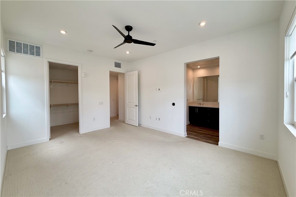 1130 S Urbana