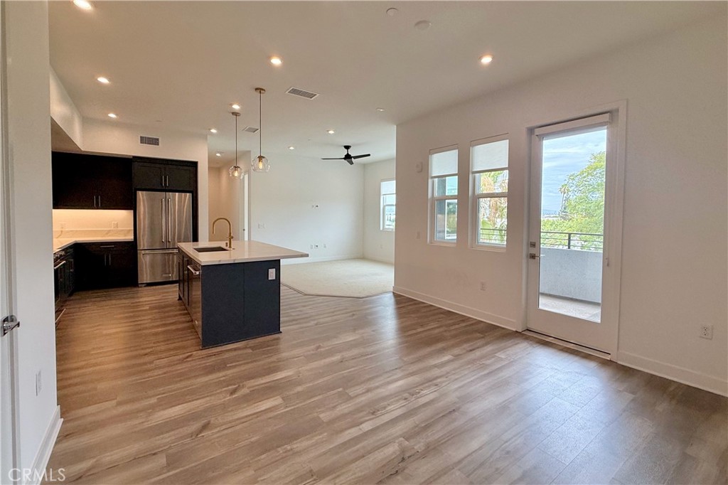 1130 S Urbana