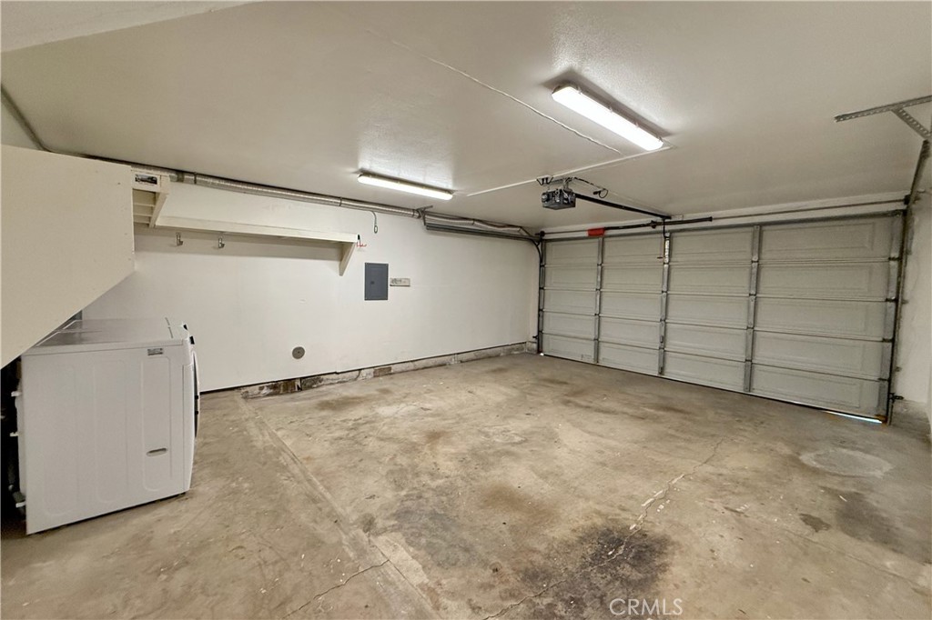 3935 W 182nd W
