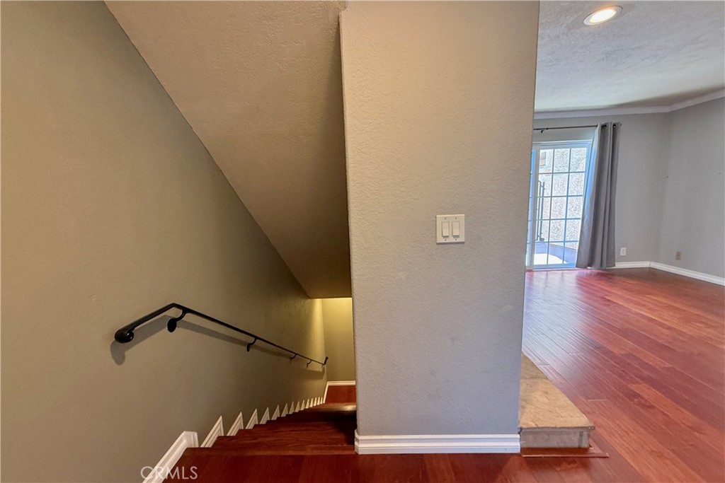 3935 W 182nd W