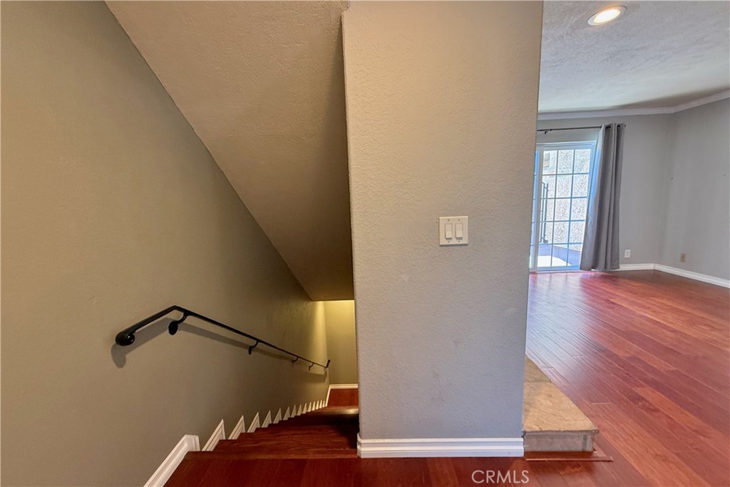 3935 W 182nd W