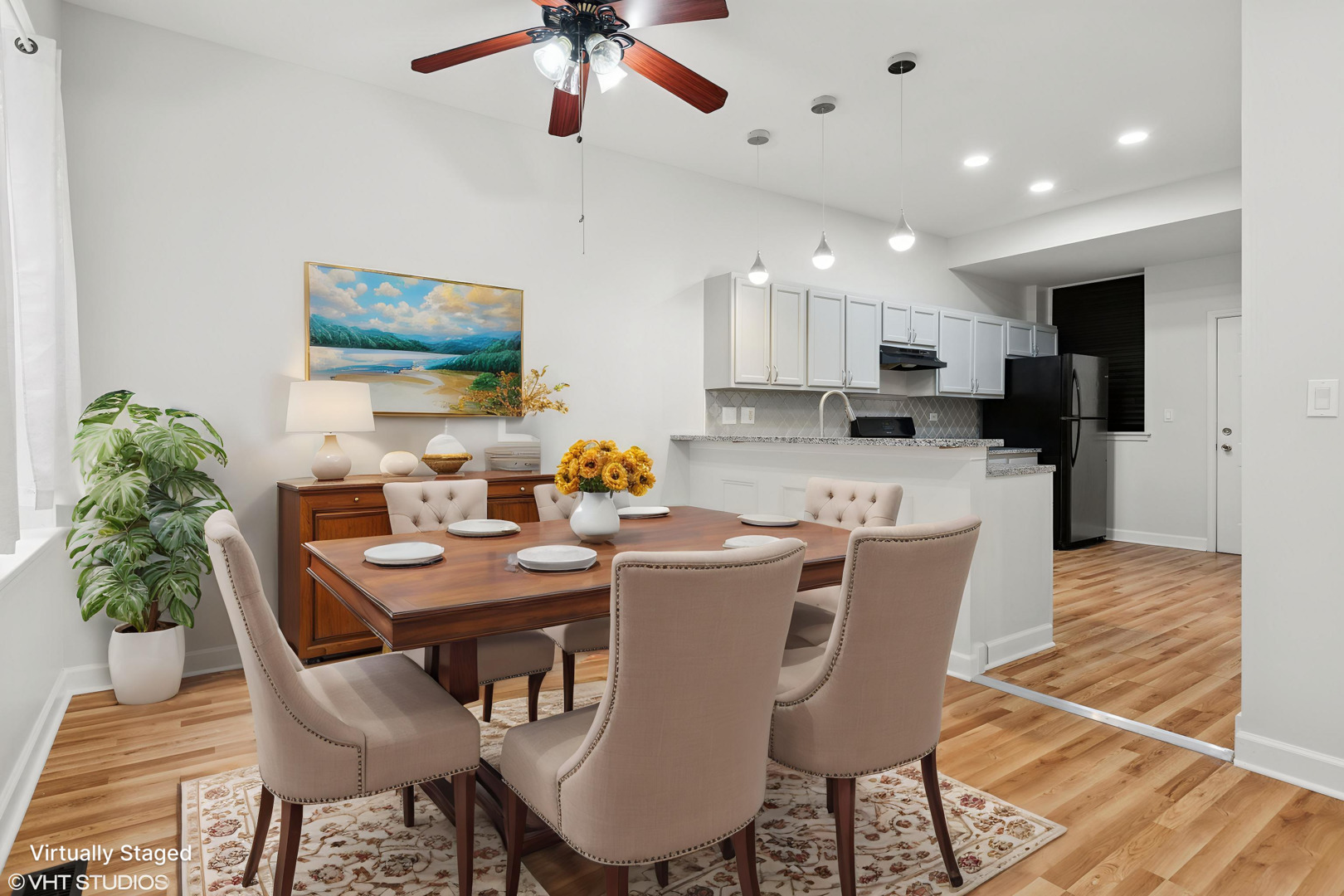 3706 S King Drive Unit: 1B