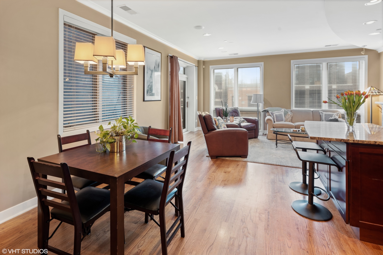 2700 N HALSTED Street Unit: 312