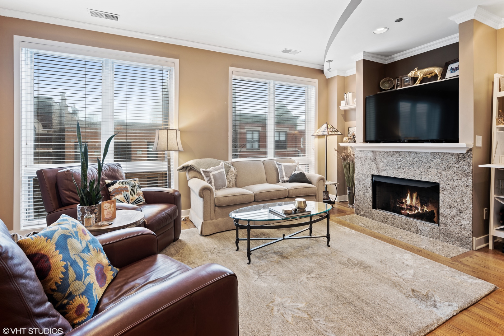 2700 N HALSTED Street Unit: 312
