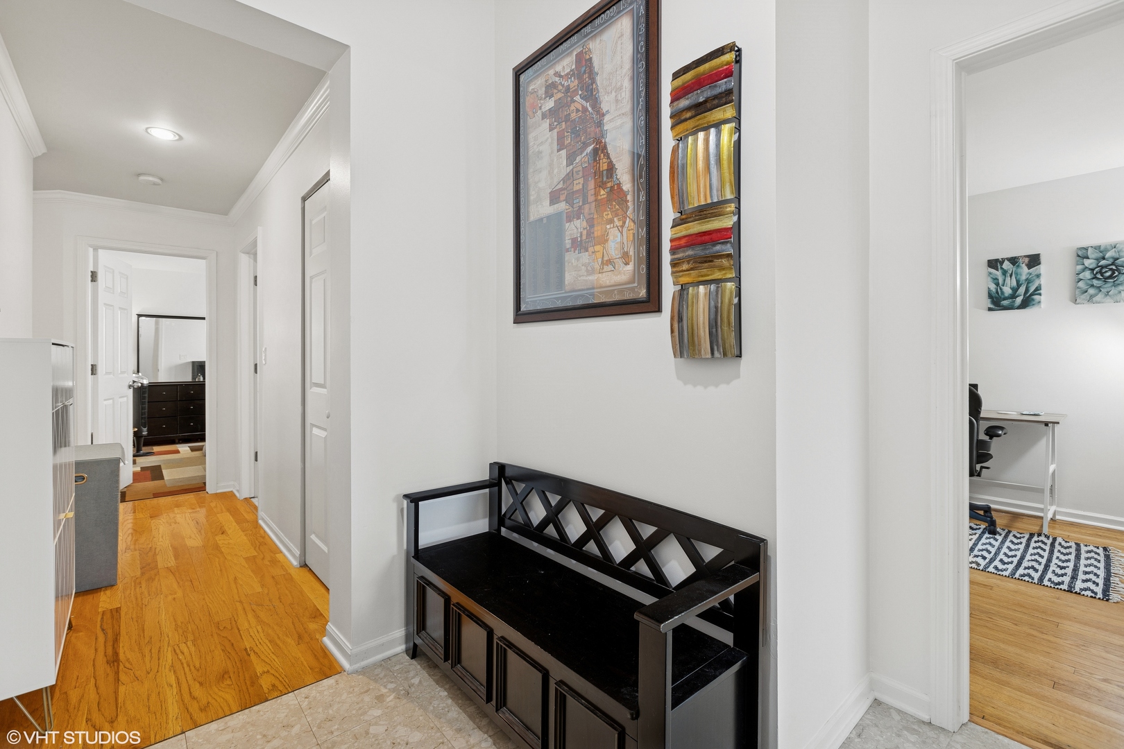 935 W Gunnison Street Unit: 3W