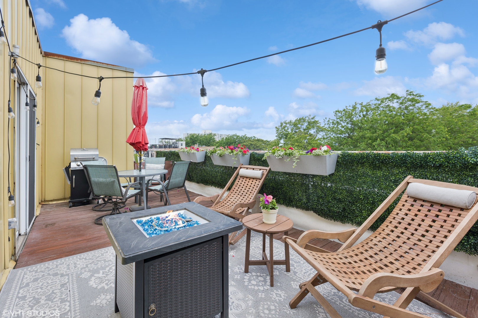 2300 W Armitage Avenue Unit: 7